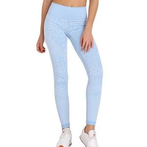 Varley Quincy Legging in sky blue snake size small